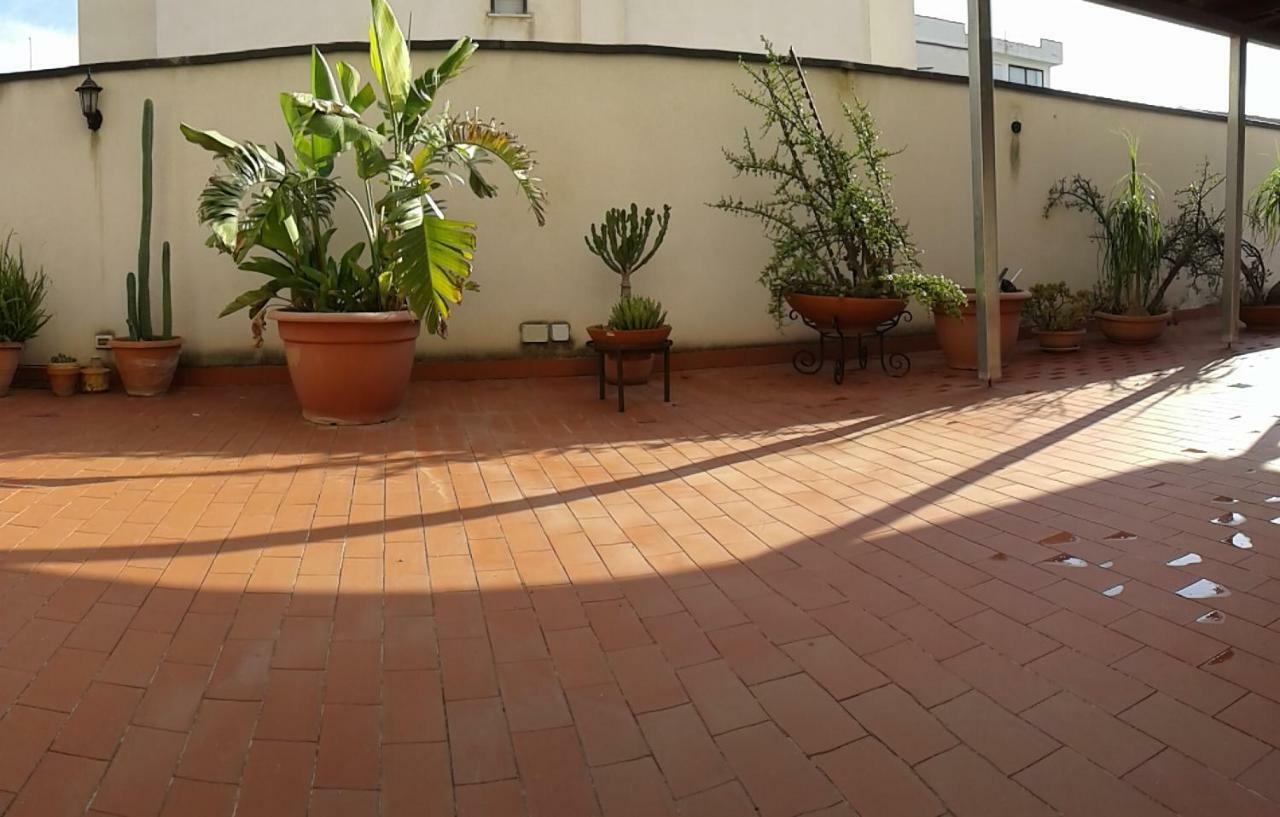 La Terrazza Nascosta Apartment Palermo Bagian luar foto
